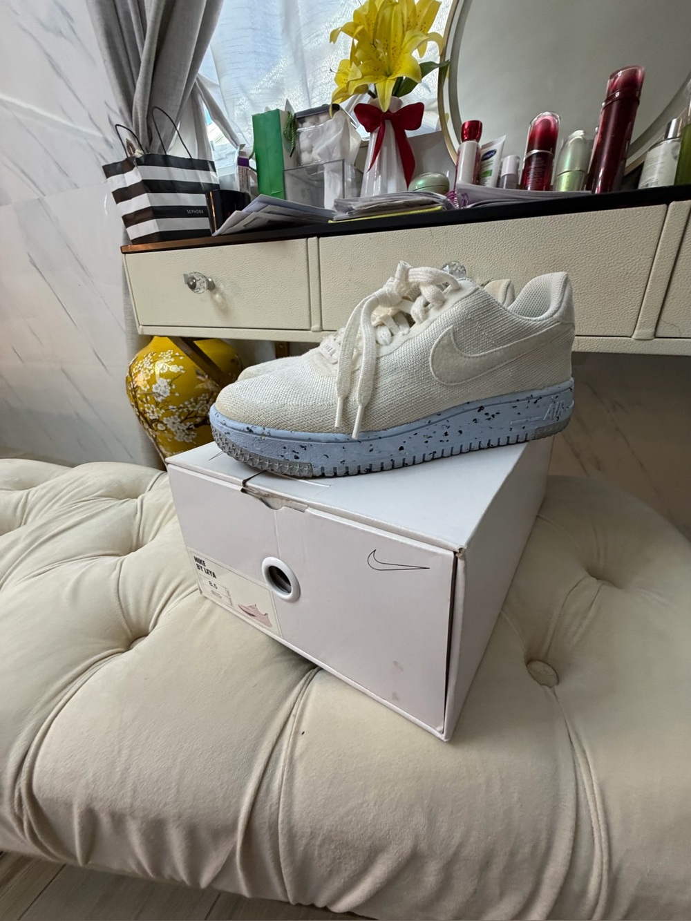 Nike Cream Textile Sneaker with Speckled Light Blue Sole size 9